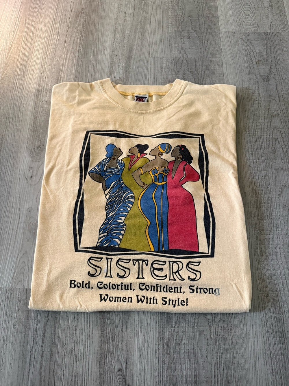 Vintage 90s SISTERS Black history Graphic Crewneck Tee - Cream